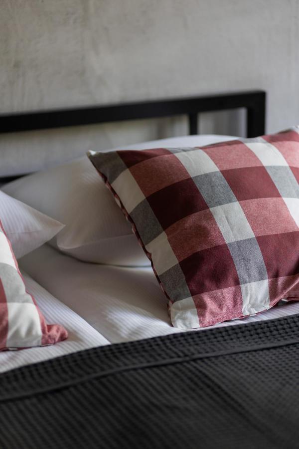 Stylish & Trendy 1 Bedroom Wola With Parking By Renters * Warschau